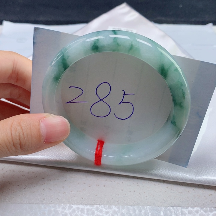 翡翠手镯未镶嵌56正