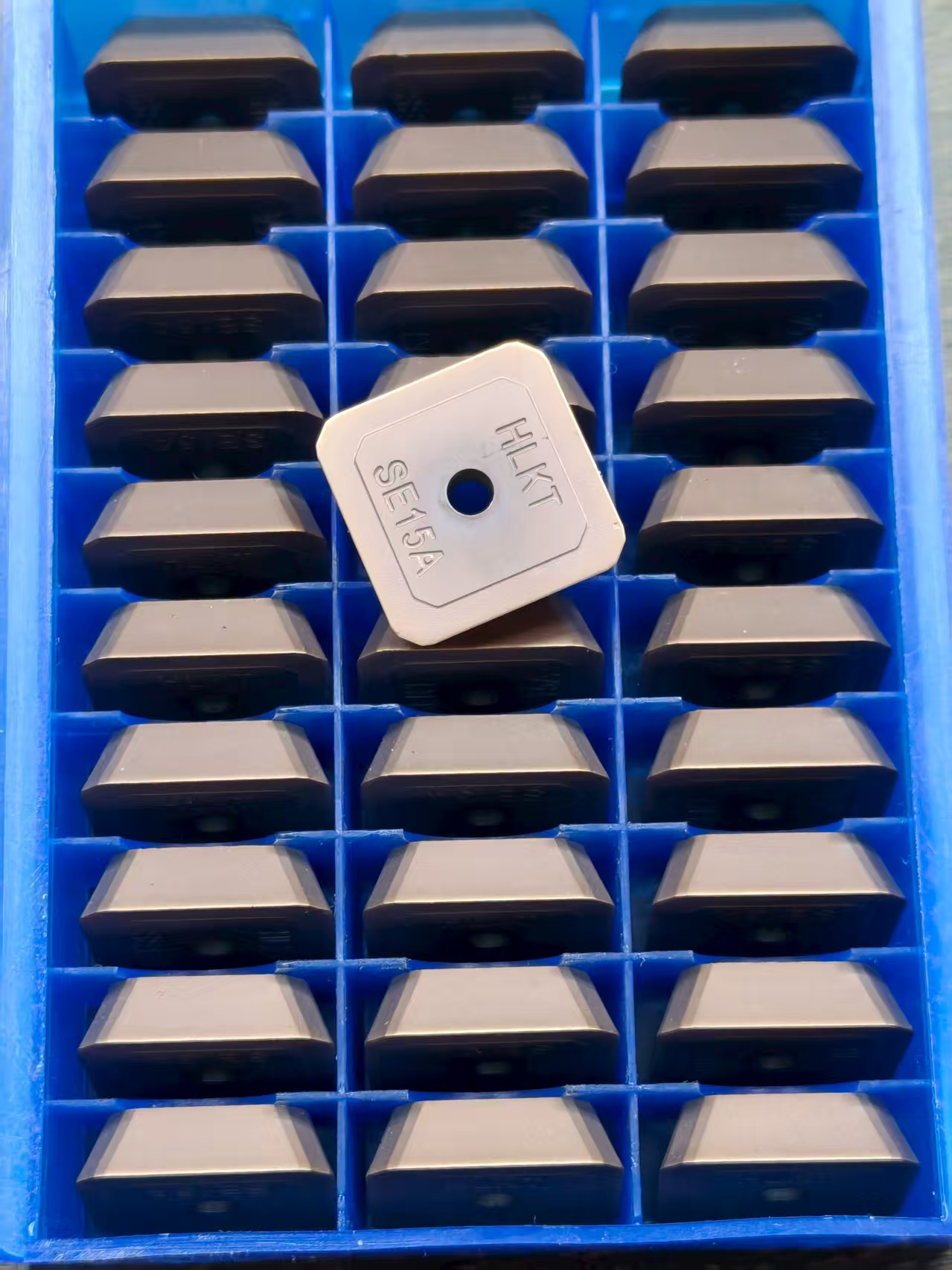 高硬耐磨涂层传统四方铣刀片适用于龙门铣刀1504