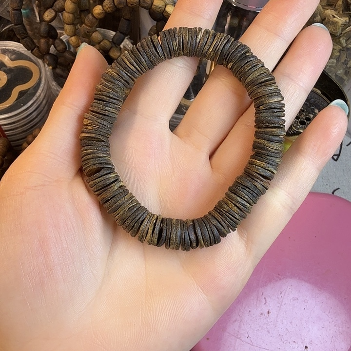 四***）沉香碎屑沉香莺歌绿奇楠1.0沉水片片12克