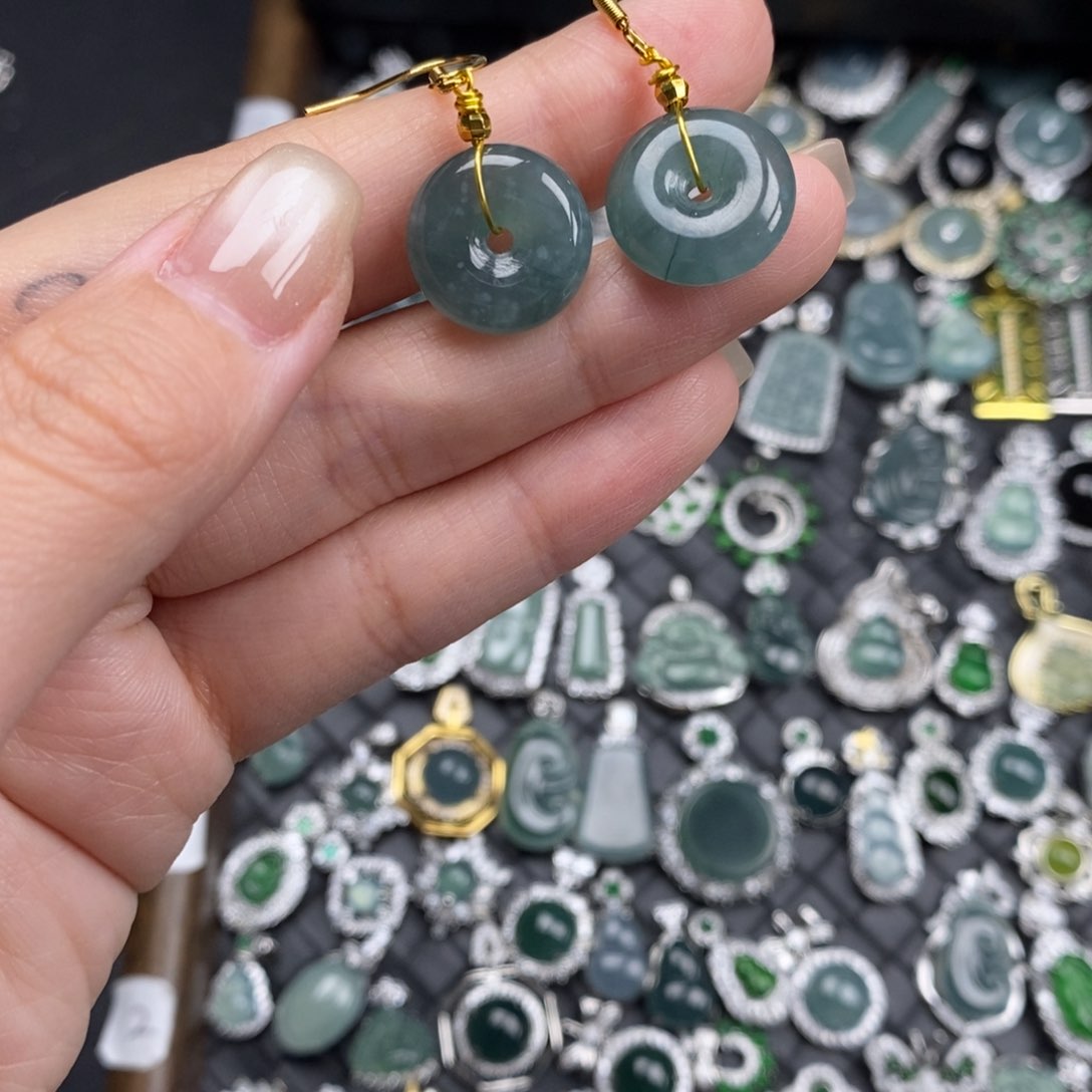 未镶嵌挂件翡翠翡翠