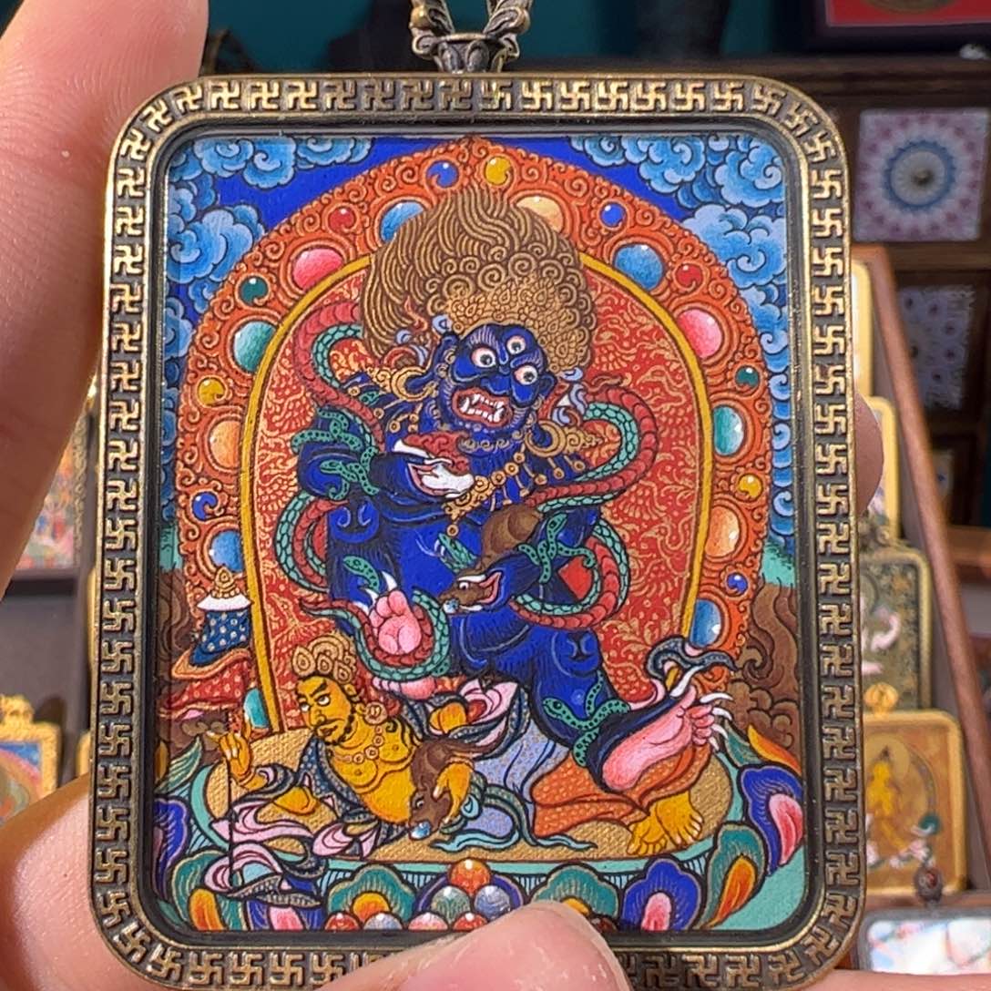 吊坠原价3588 今日漏