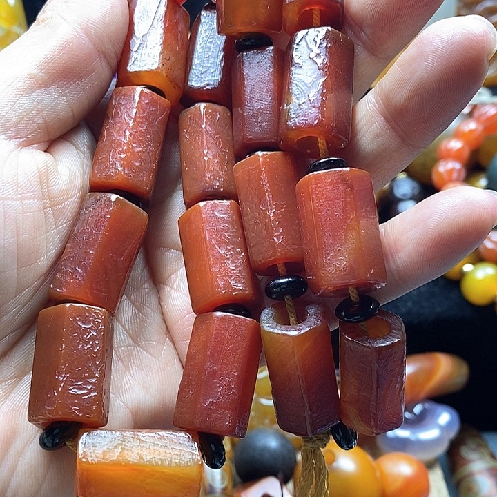 玛瑙/玉髓颈饰未镶嵌