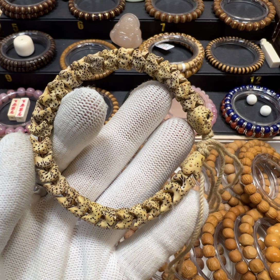 遇***、菩提无事牌星月菩提