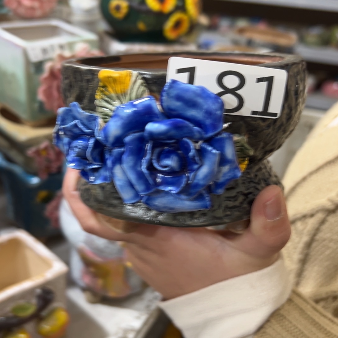 瑕疵181 花盆，拍满20发货，退款拉黑