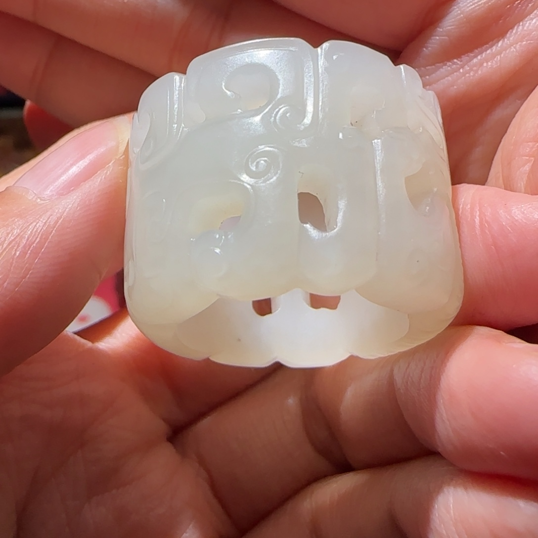 和田玉挂件未镶嵌Q****L