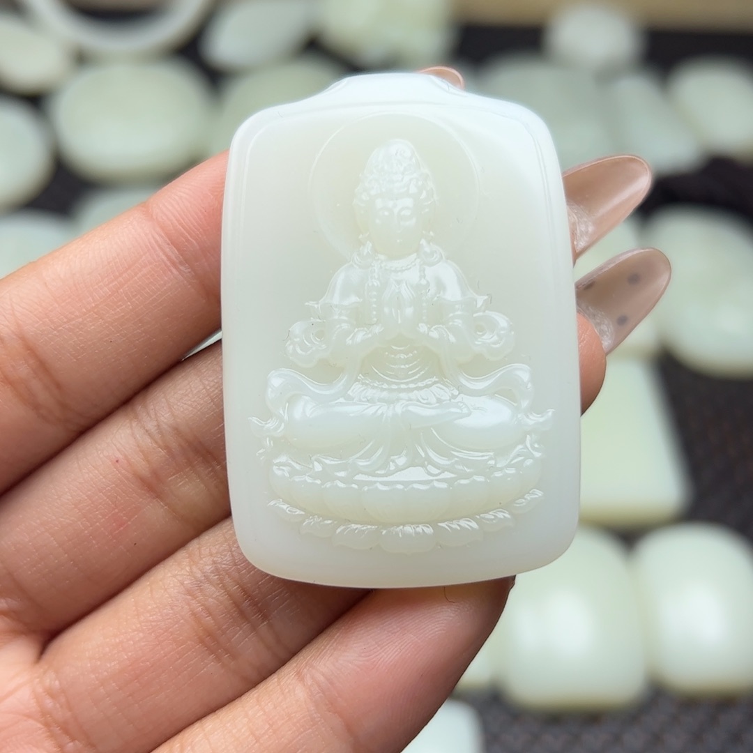 和田玉吊坠未镶嵌