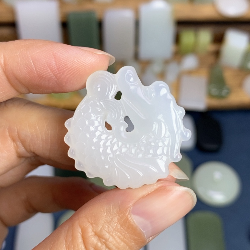 【闪购商品】颈饰未镶嵌和田玉