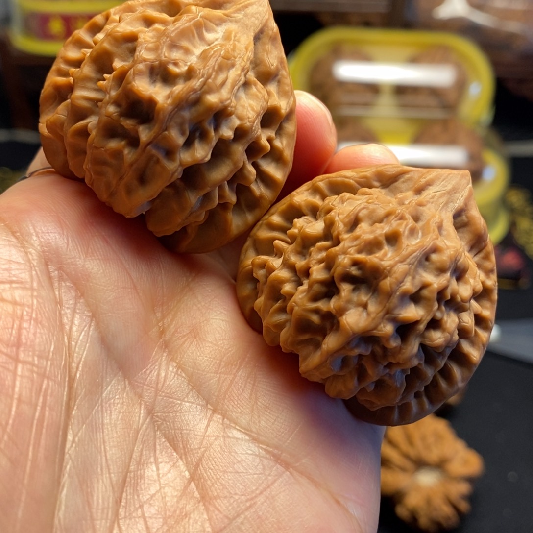 把件桃核龙门涧39.5桃心