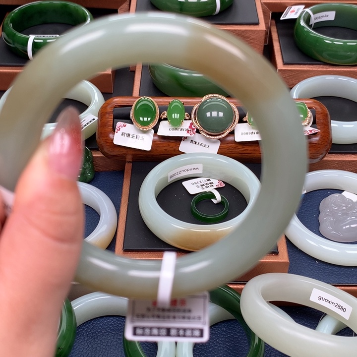 和田玉（碧玉）手镯59未镶嵌