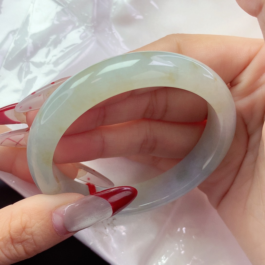 【闪购商品】翡翠手镯未镶嵌a 131758