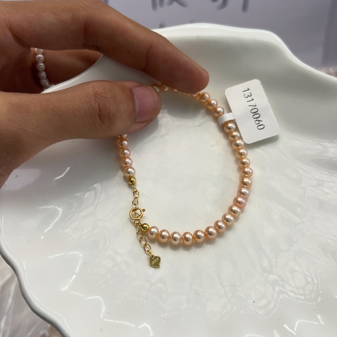 淡水珍珠颈饰未镶嵌