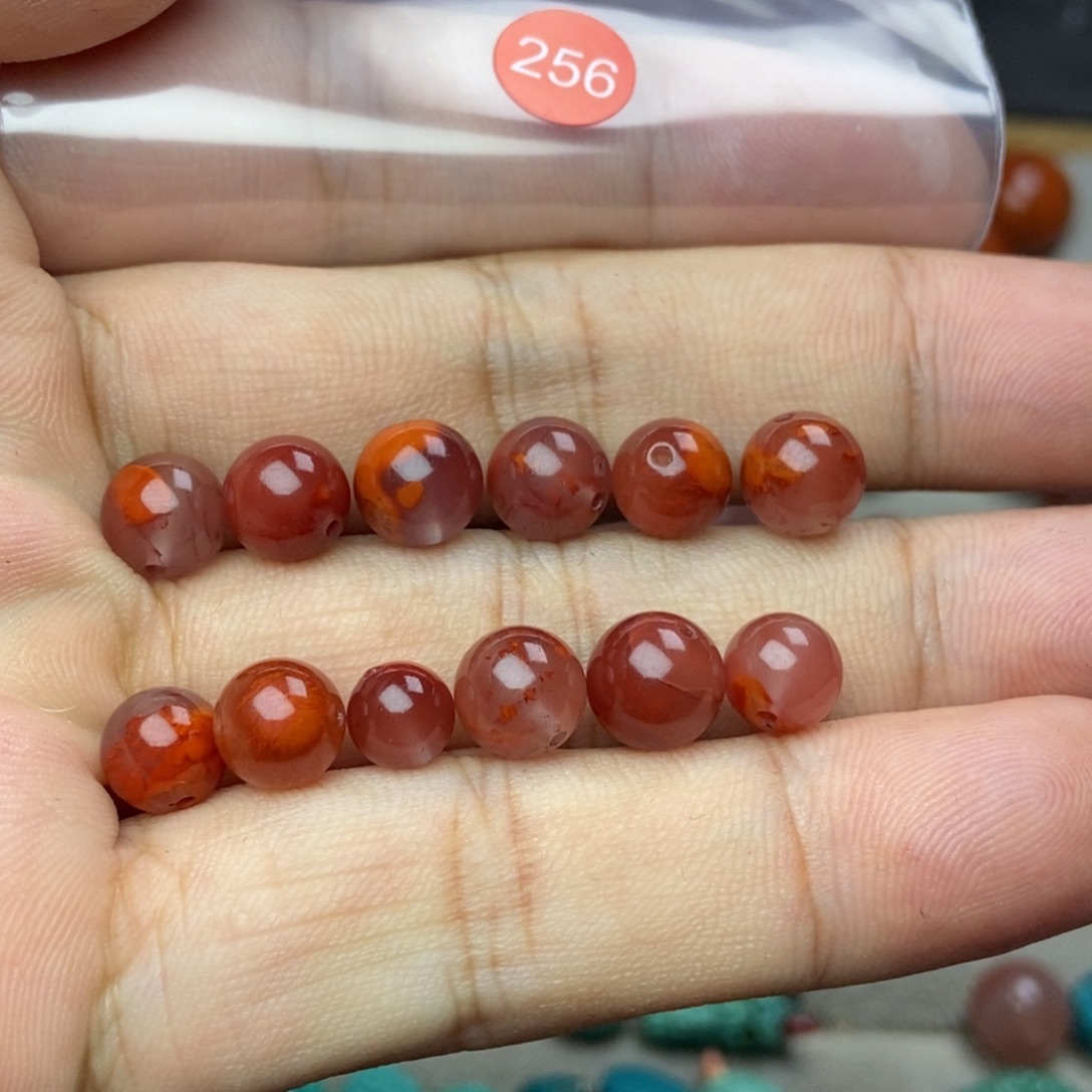 J***e南红玛瑙未镶嵌有瑕疵