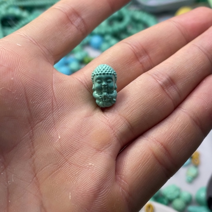 非金属绿色宝宝佛侧挂