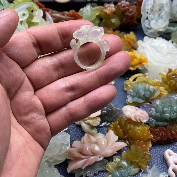 蛇纹石玉合金颈饰