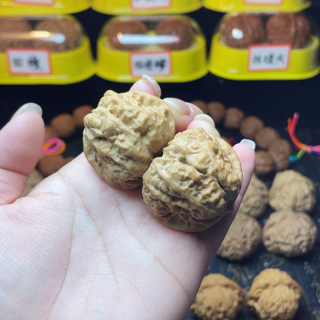 文玩核桃吊坠蛤蟆头38尺