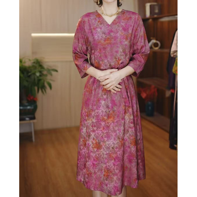 桑蚕丝 玫影醉 夏季时尚轻奢亲肤透气中长款连衣裙