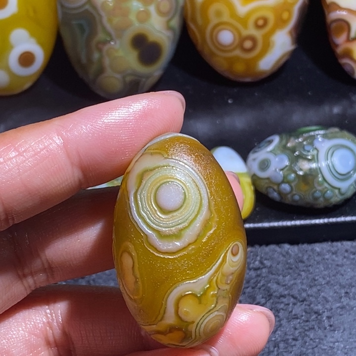 玛瑙/玉髓未镶嵌珠宝奇石19