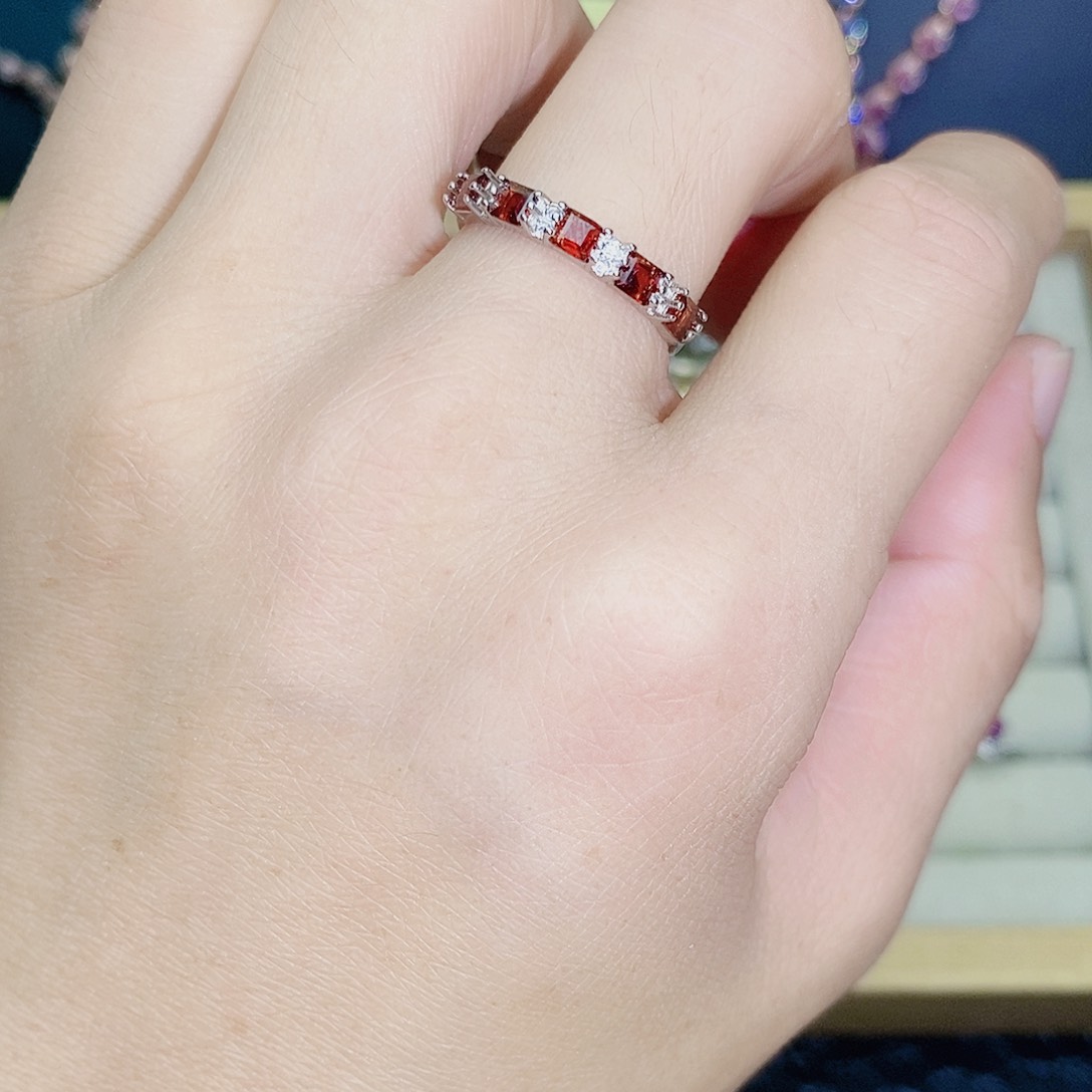 石榴石戒指未镶嵌