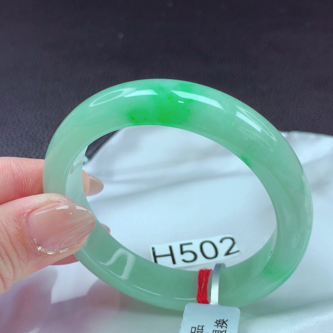 翡翠手镯未镶嵌手镯88