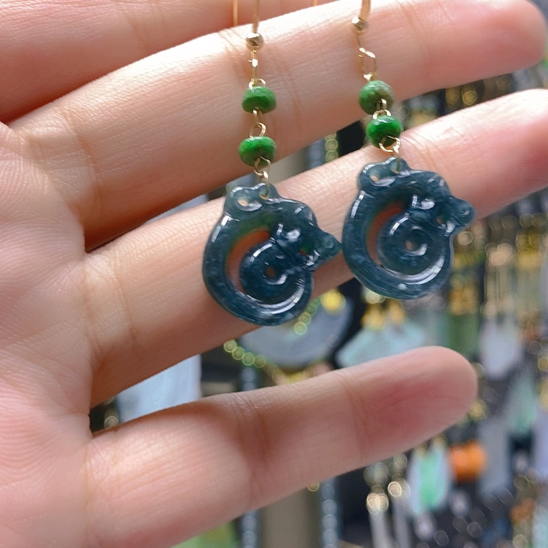 未镶嵌翡翠耳饰翡翠