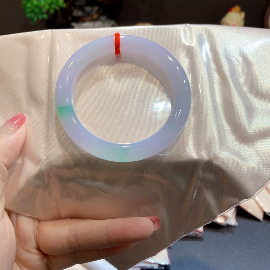 翡翠未镶嵌手镯翡翠手镯