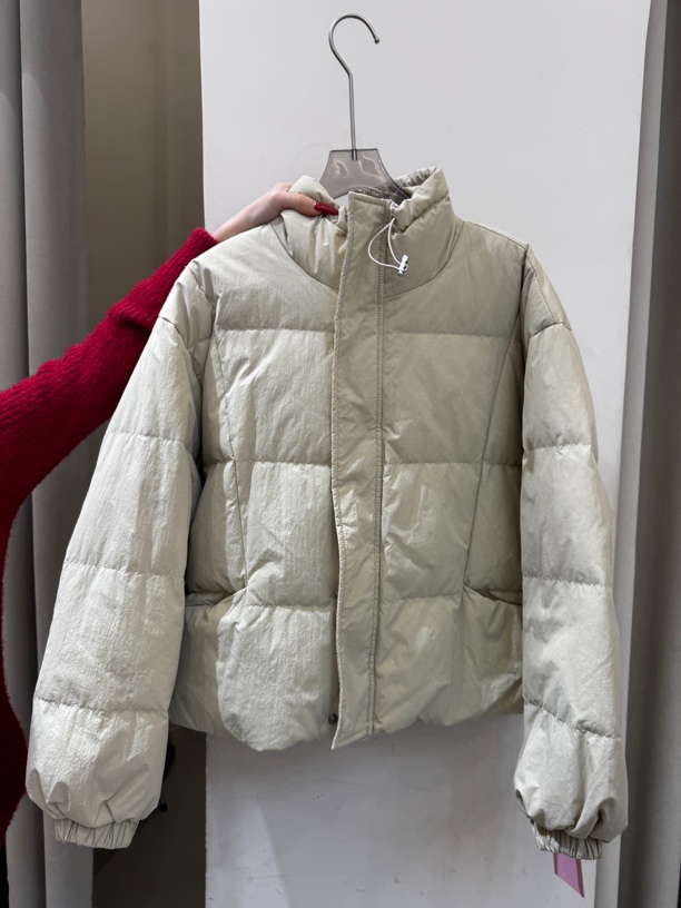 羽绒棉服  百搭款时尚