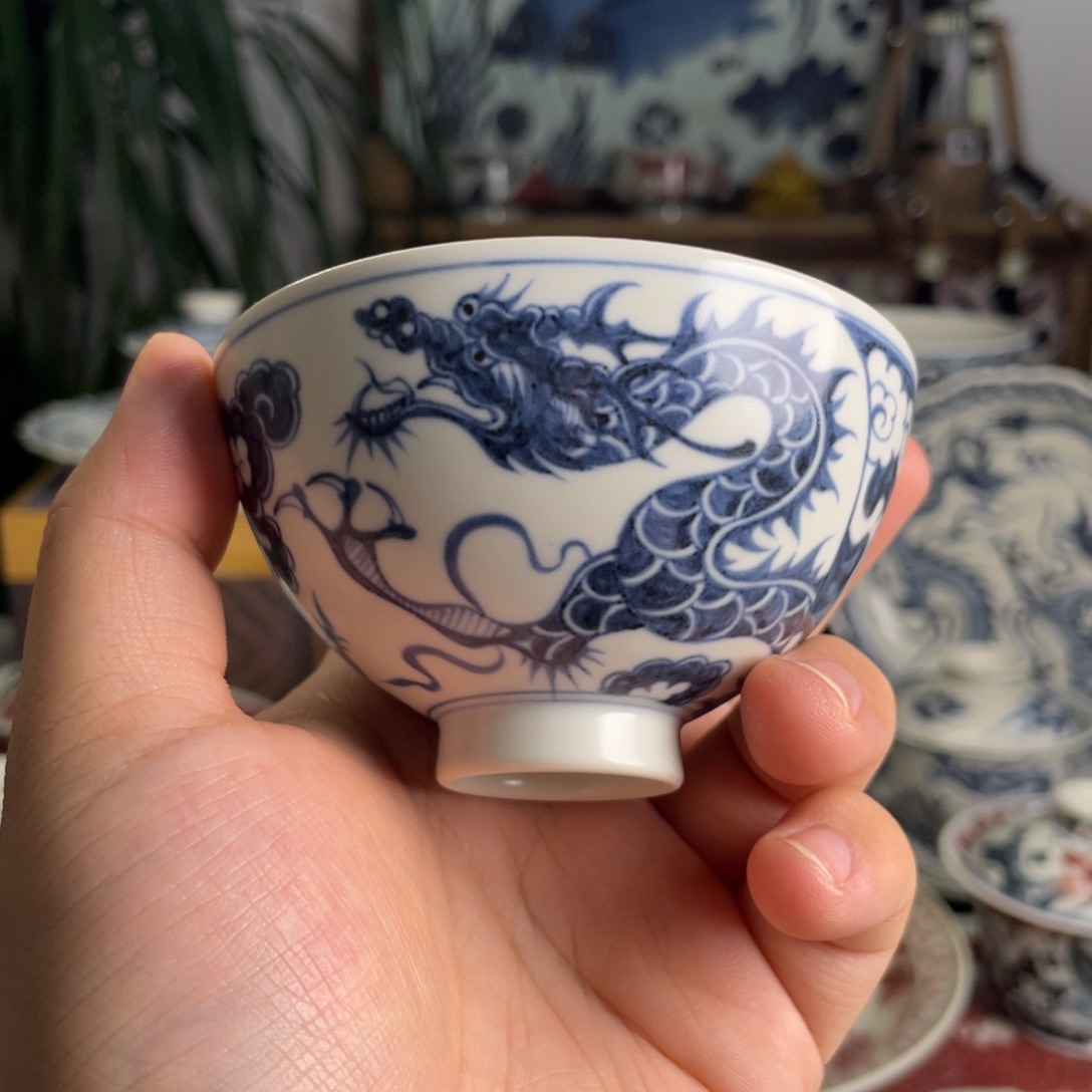 元青花龙凤呈祥杯子