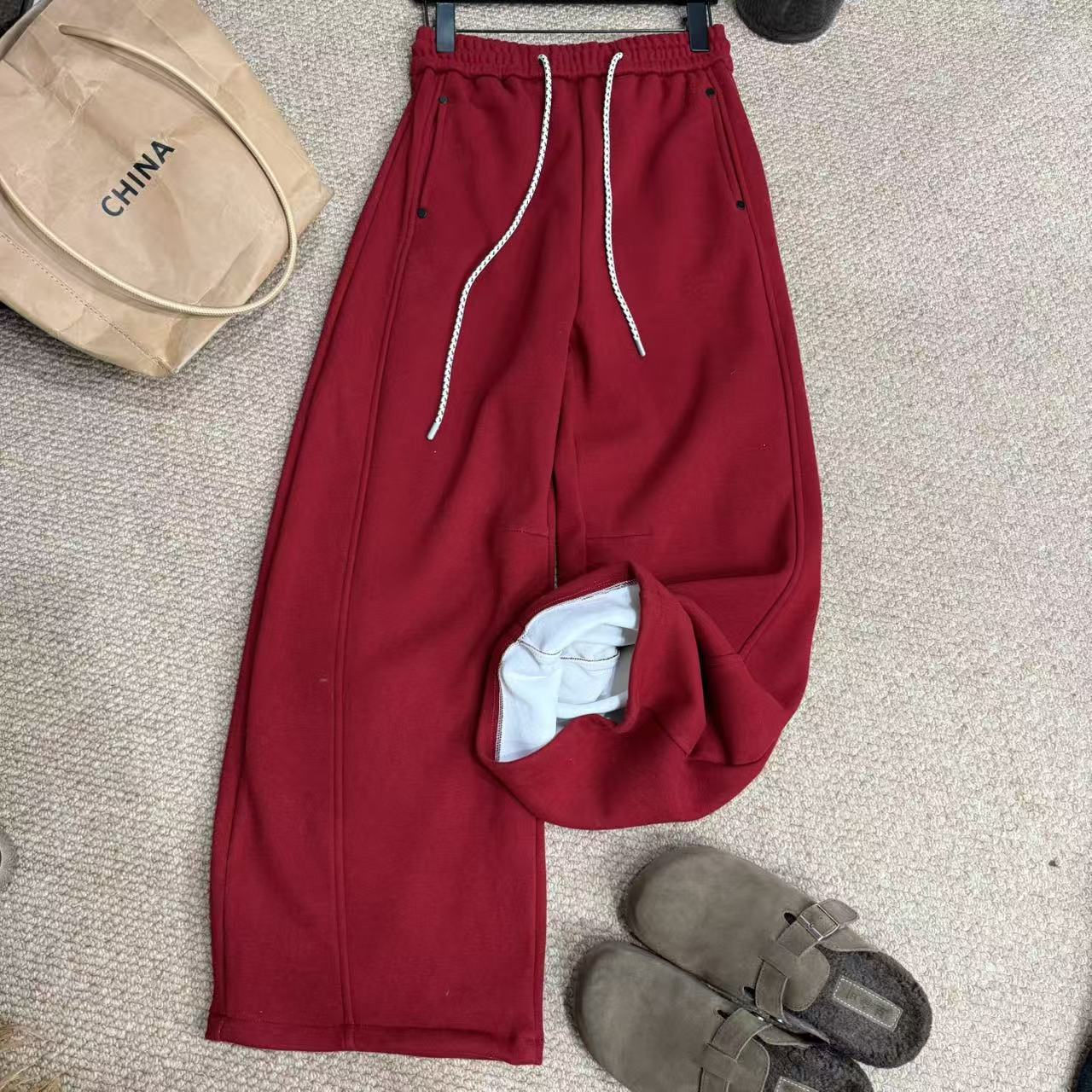 『雨美 Show』8823红色时尚加绒松紧腰抽绳裤