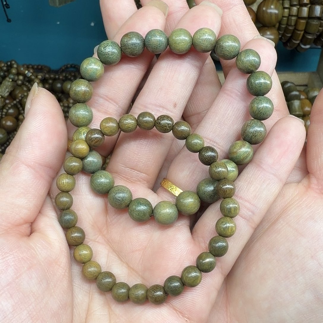 无事牌维腊木（绿檀）