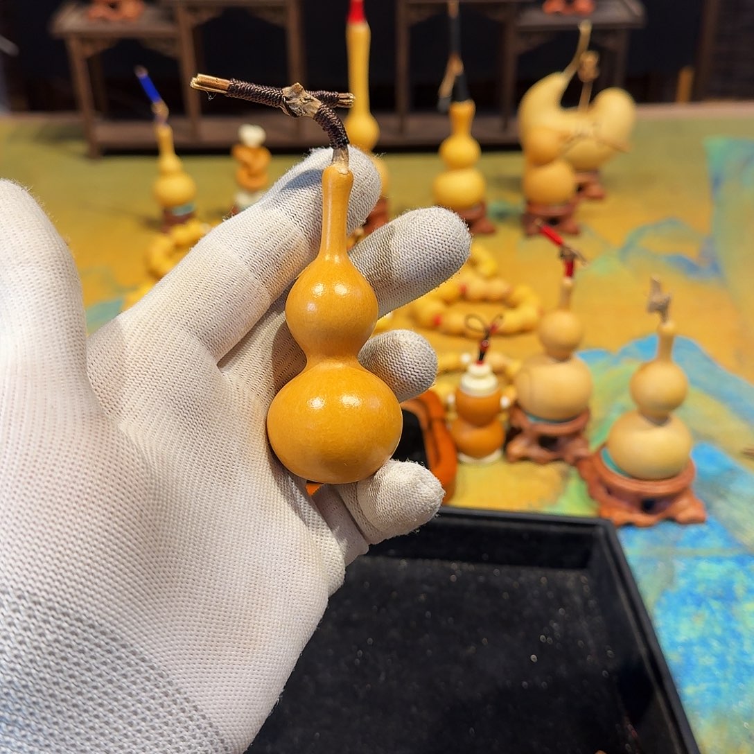 三****手把天津嘴一把抓