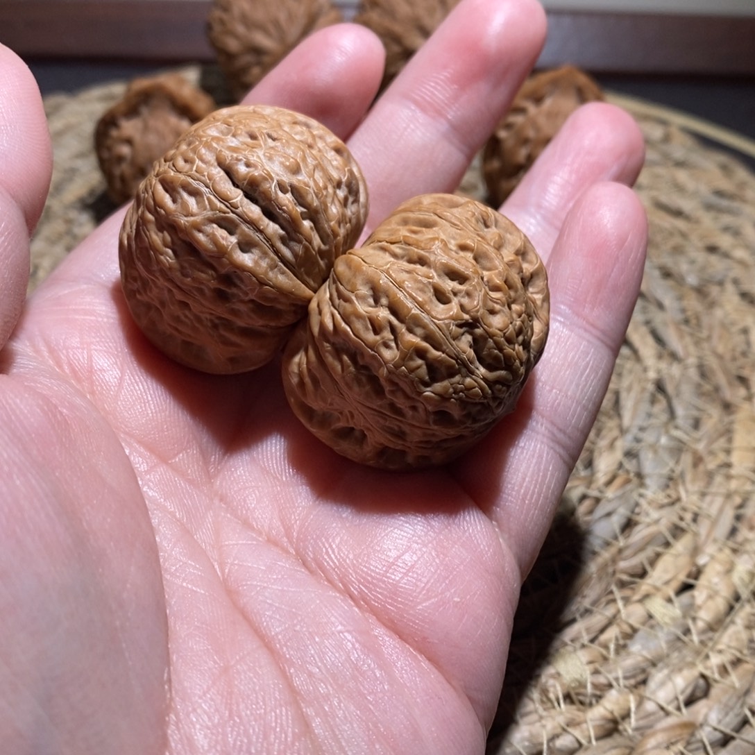 奶***油吊坠桃核38铁锤全品