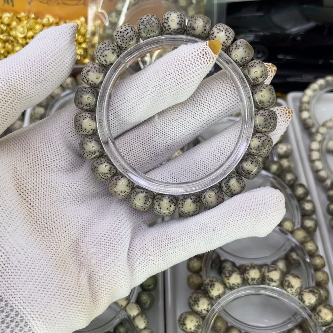 星月菩提吊坠W冰大眼