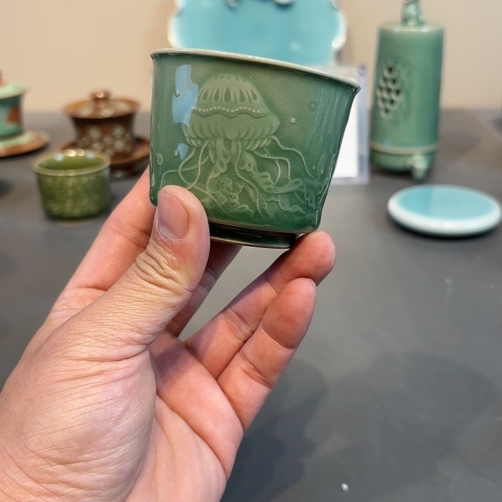 瓷片龙泉青瓷福利青瓷