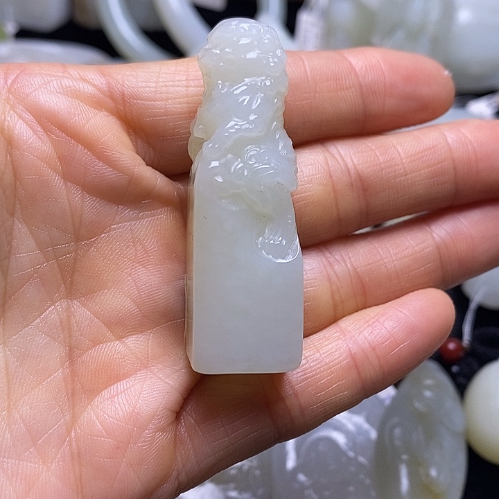 和田玉（糖玉）未镶嵌挂件