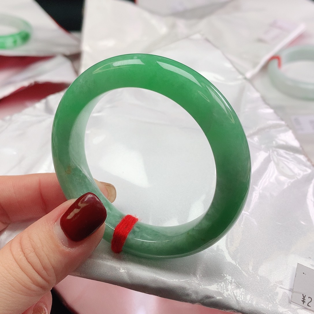 翡翠手镯未镶嵌正圈882322