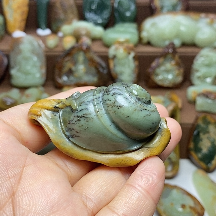 平***晚岫岩河磨玉（透闪石质玉）未镶嵌颈饰