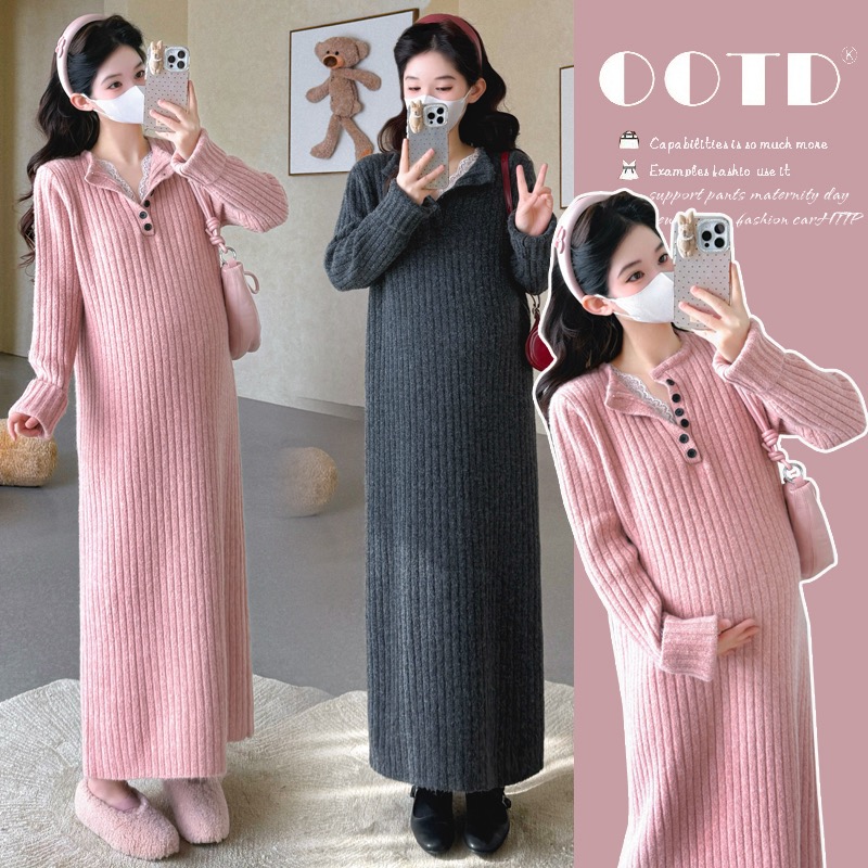 孕妇装2025秋冬新款坑条开扣毛衣拼接蕾丝直筒针织孕期连衣裙