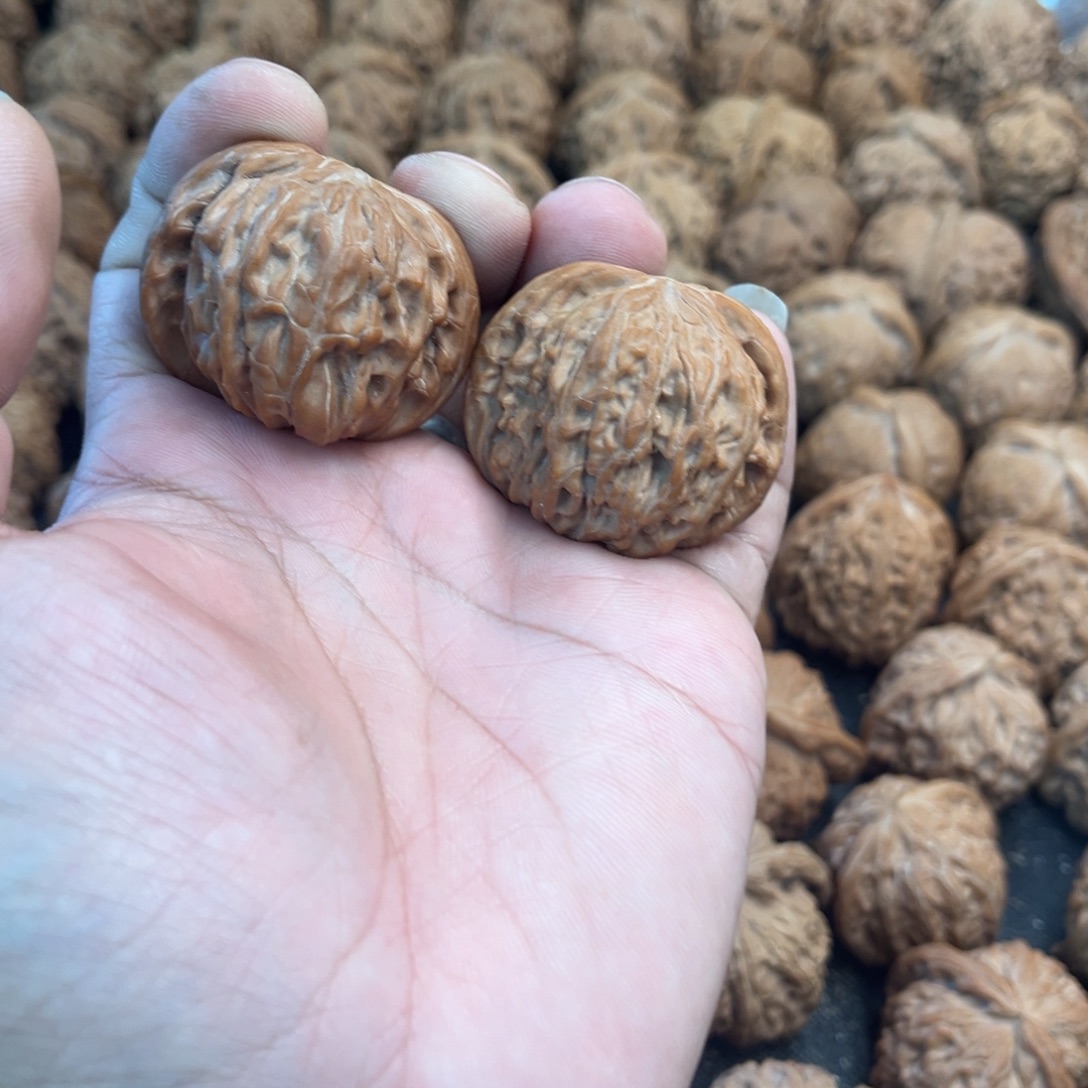 ****.文玩核桃吊坠磨盘