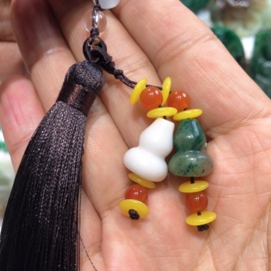 独山玉吊坠(不含链)未镶嵌