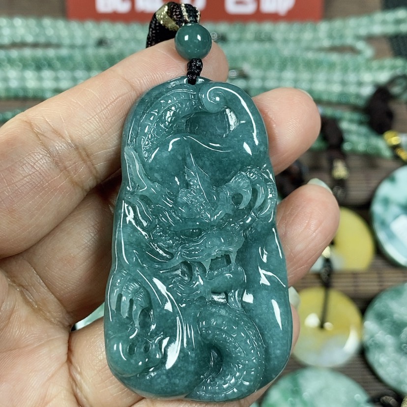 【闪购商品】翡翠颈饰未镶嵌玉吊坠翡翠玉随性龙牌