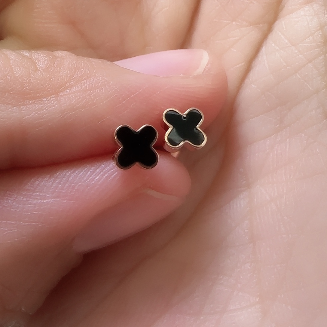 18K金耳饰多样性发货