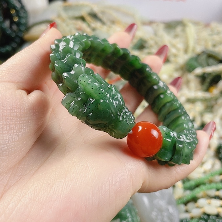 未镶嵌和田玉挂件