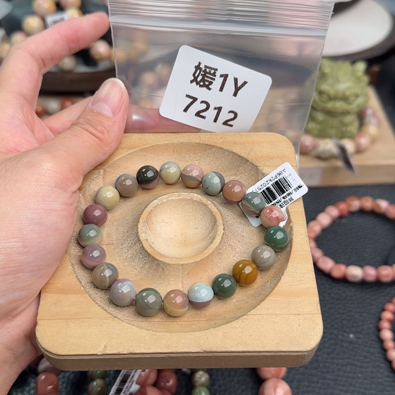 【闪购商品】未镶嵌手链石英质玉莎****～