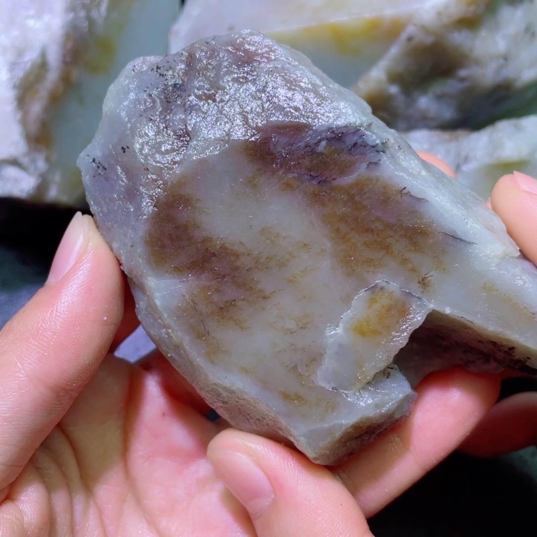 和田玉未镶嵌珠宝半成品