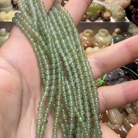 【闪购商品】颈饰未镶嵌和田玉透闪石玉多拍发一