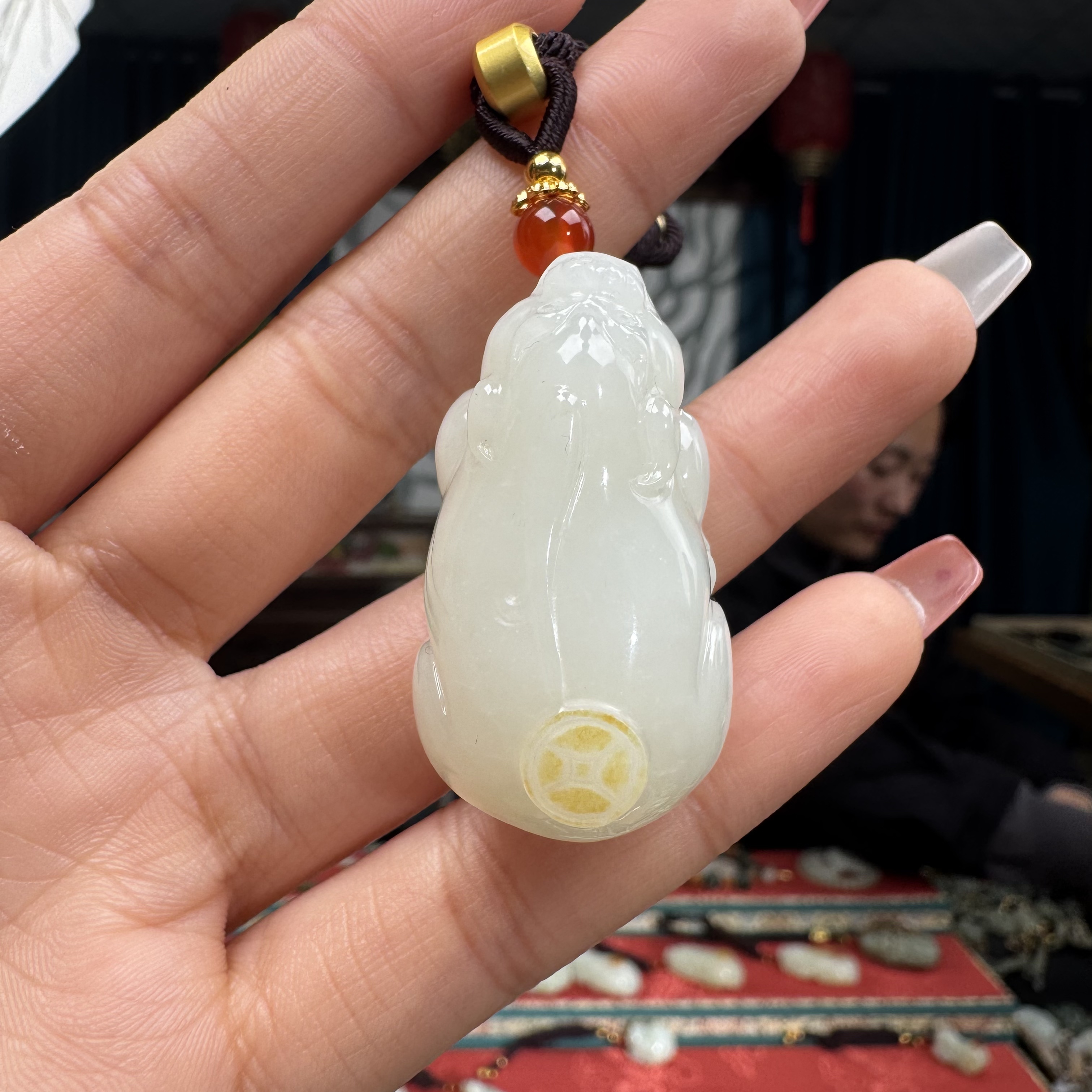和田玉挂件立体貔貅32g