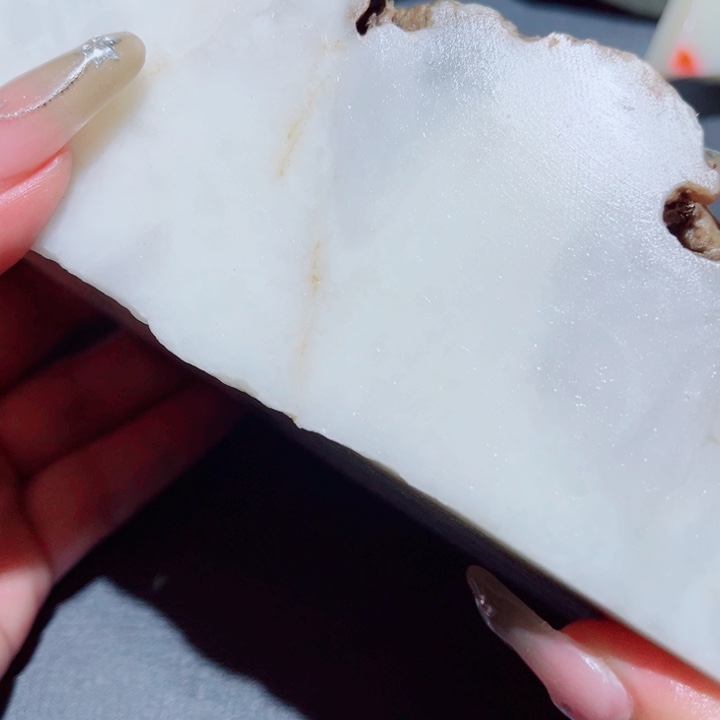 和田玉（糖玉）未镶嵌珠宝奇石