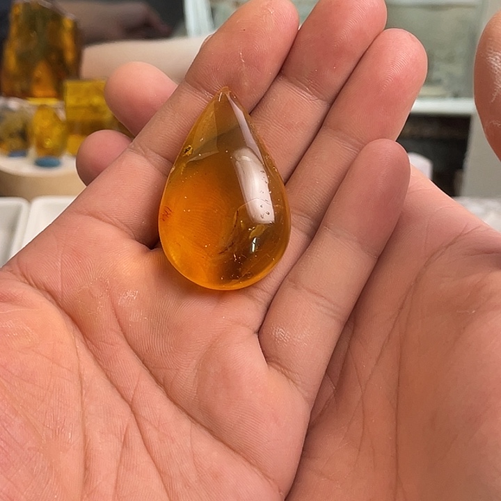 密***瓜琥珀未镶嵌裸石天然琥珀蜜蜡