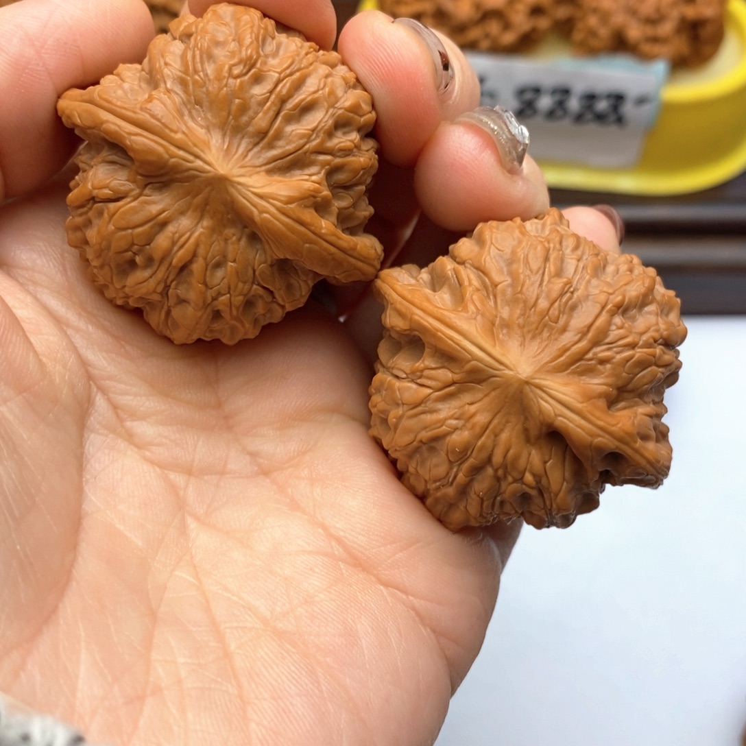 文玩核桃把件41尺血麒麟