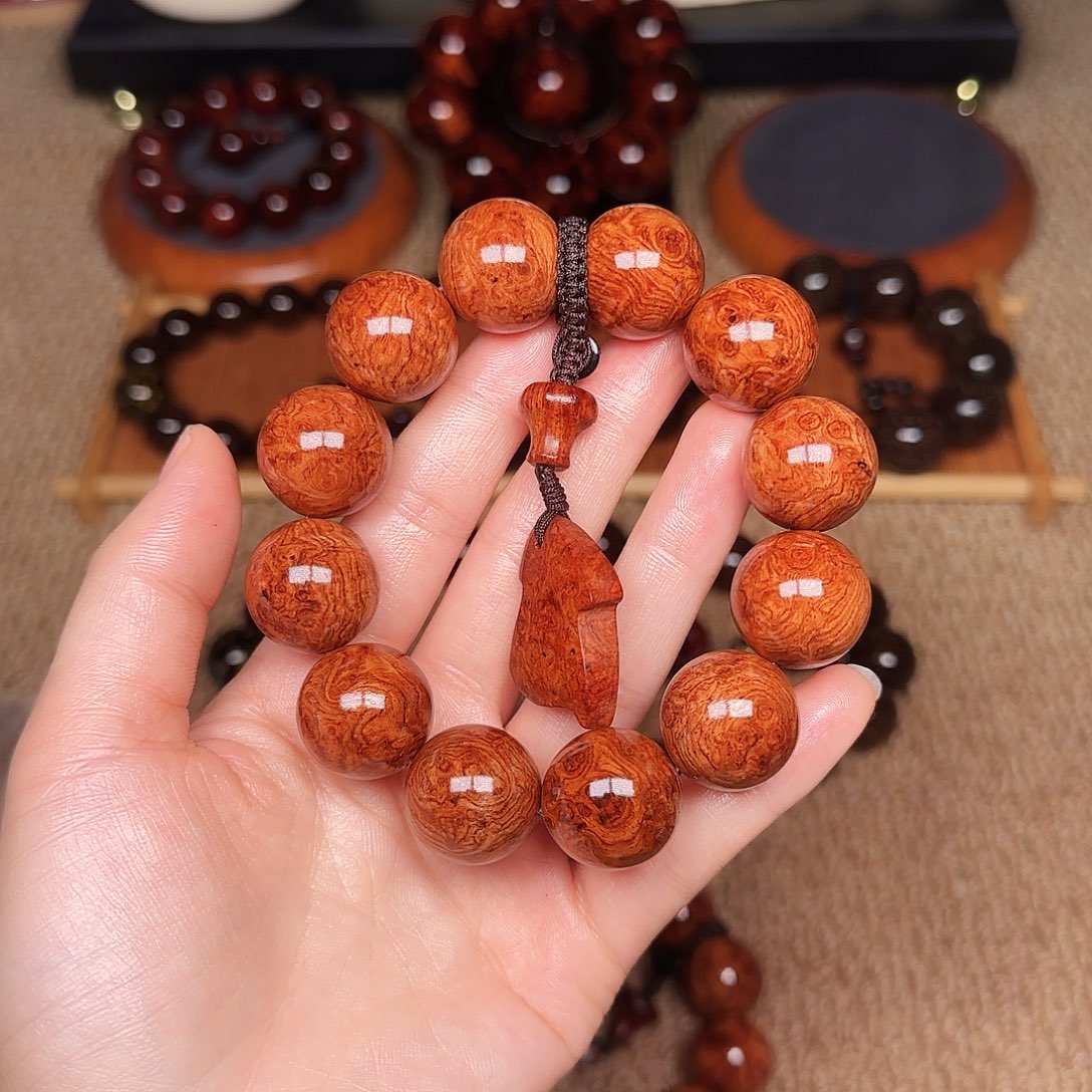 行***者黄花梨/降香黄檀想20f